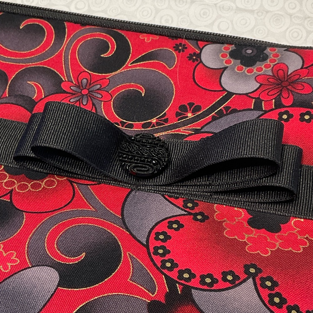 Red and Black Floral Women's Bag - Picture 4 of 12